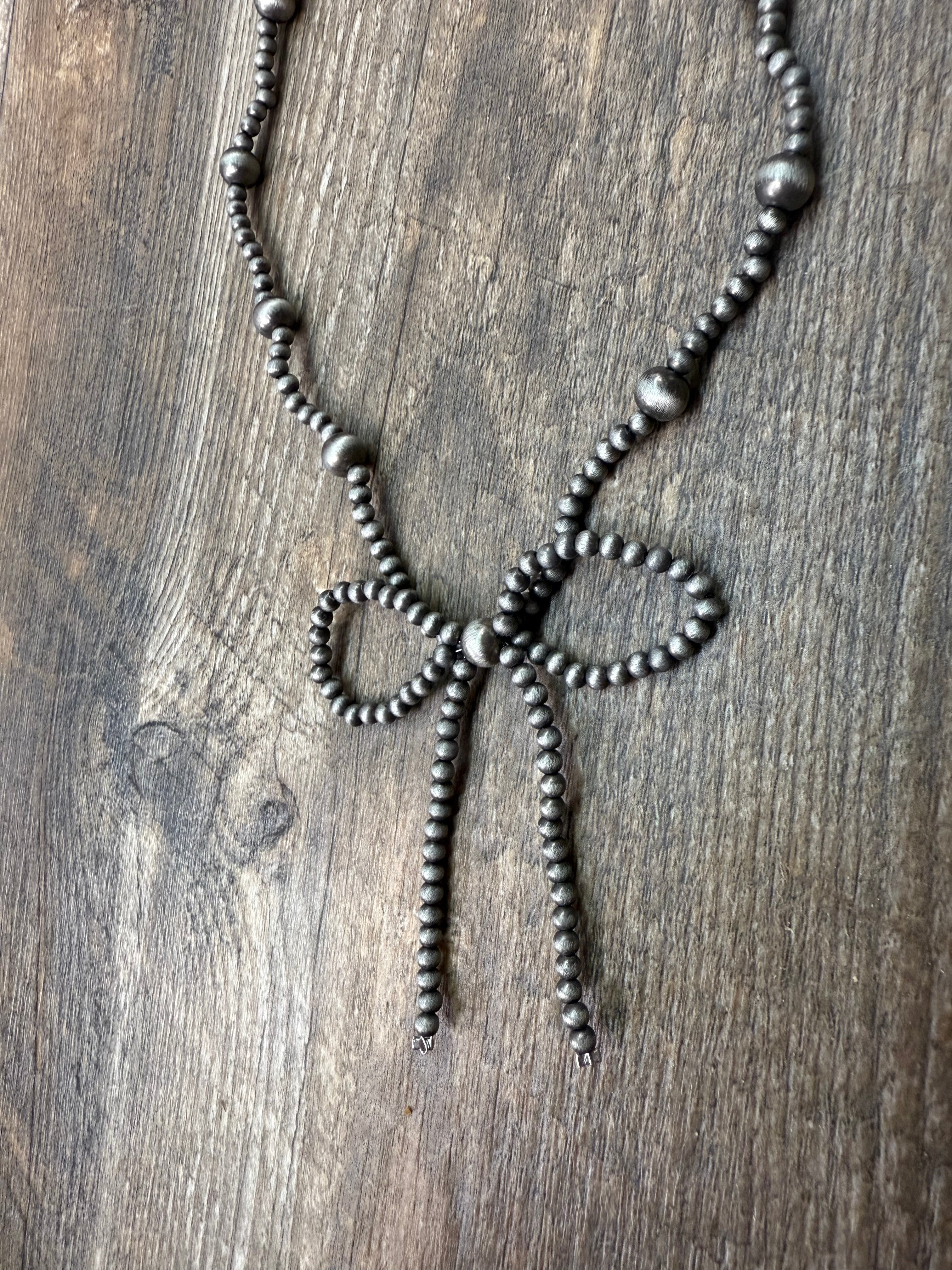 Navajo Pearl Bow Necklace