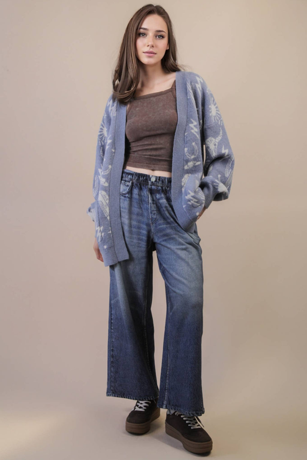 12W3393N-Oversized Western Graphic Knit Sweater Cardigan: CHOCOLATE / S-M-L/2-2-2