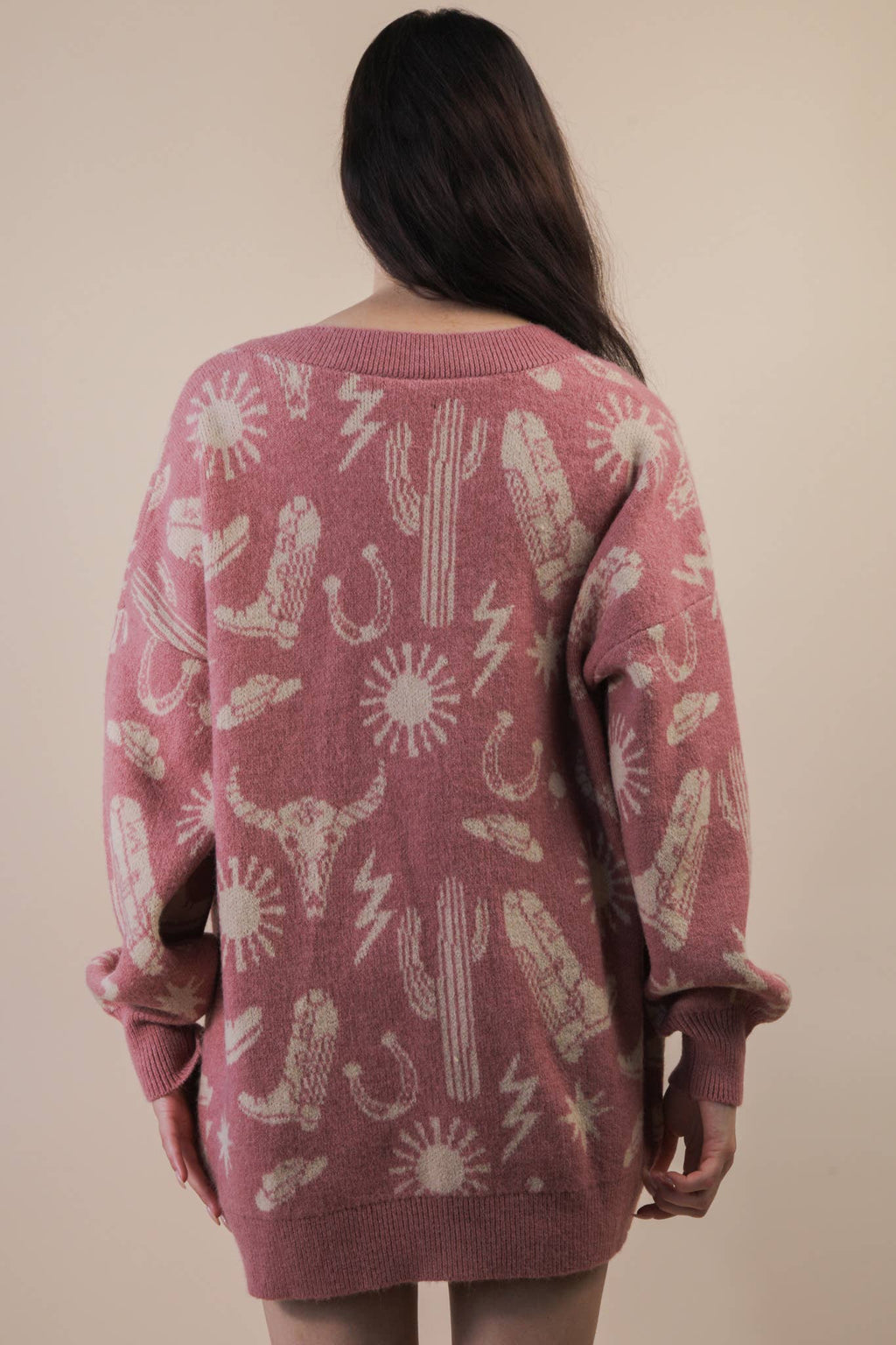 12W3393N-Oversized Western Graphic Knit Sweater Cardigan