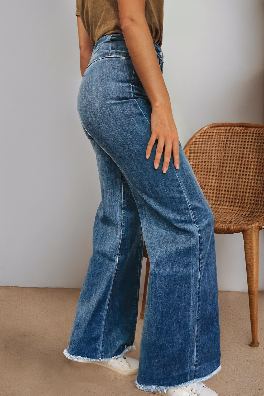 The Mae High Rise Flares