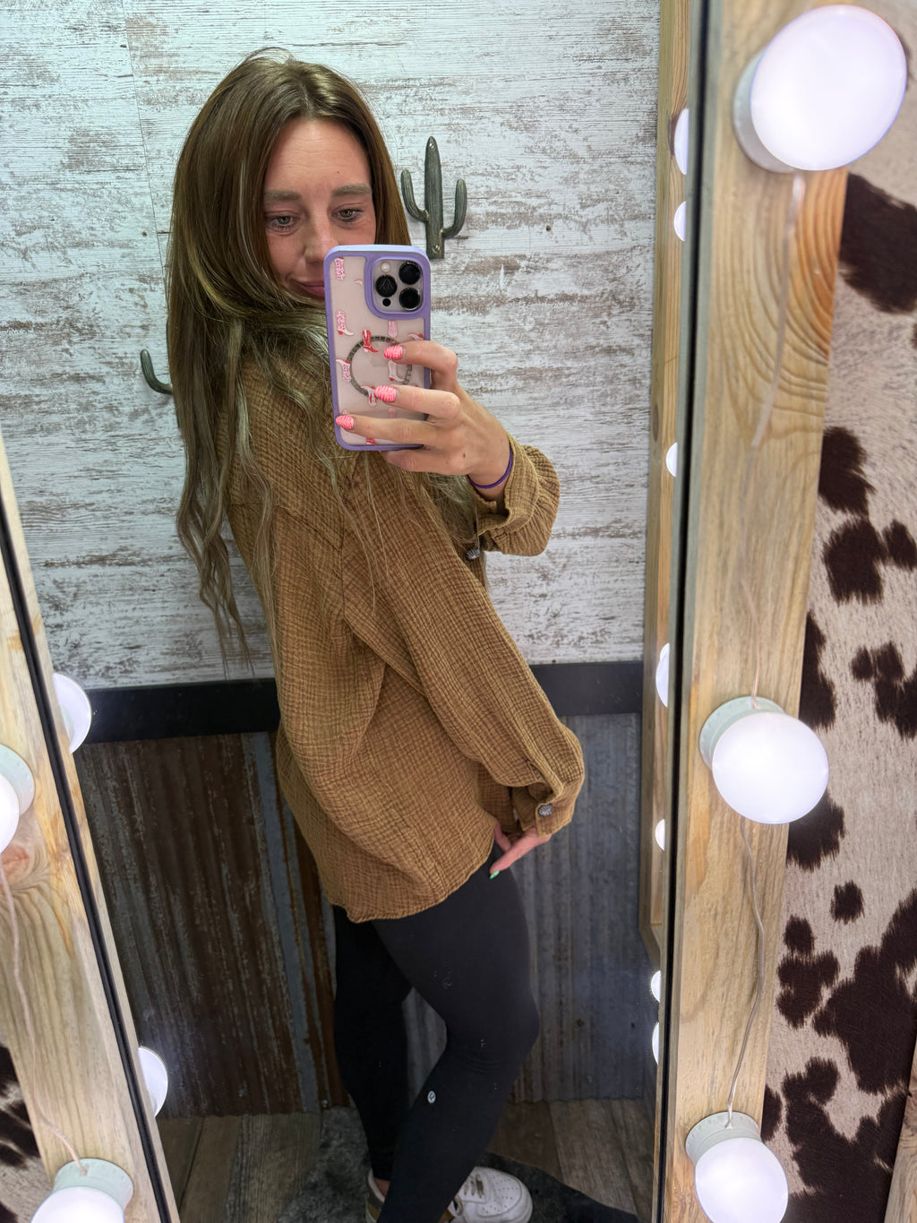 ACRES BUTTON UP *SADDLE