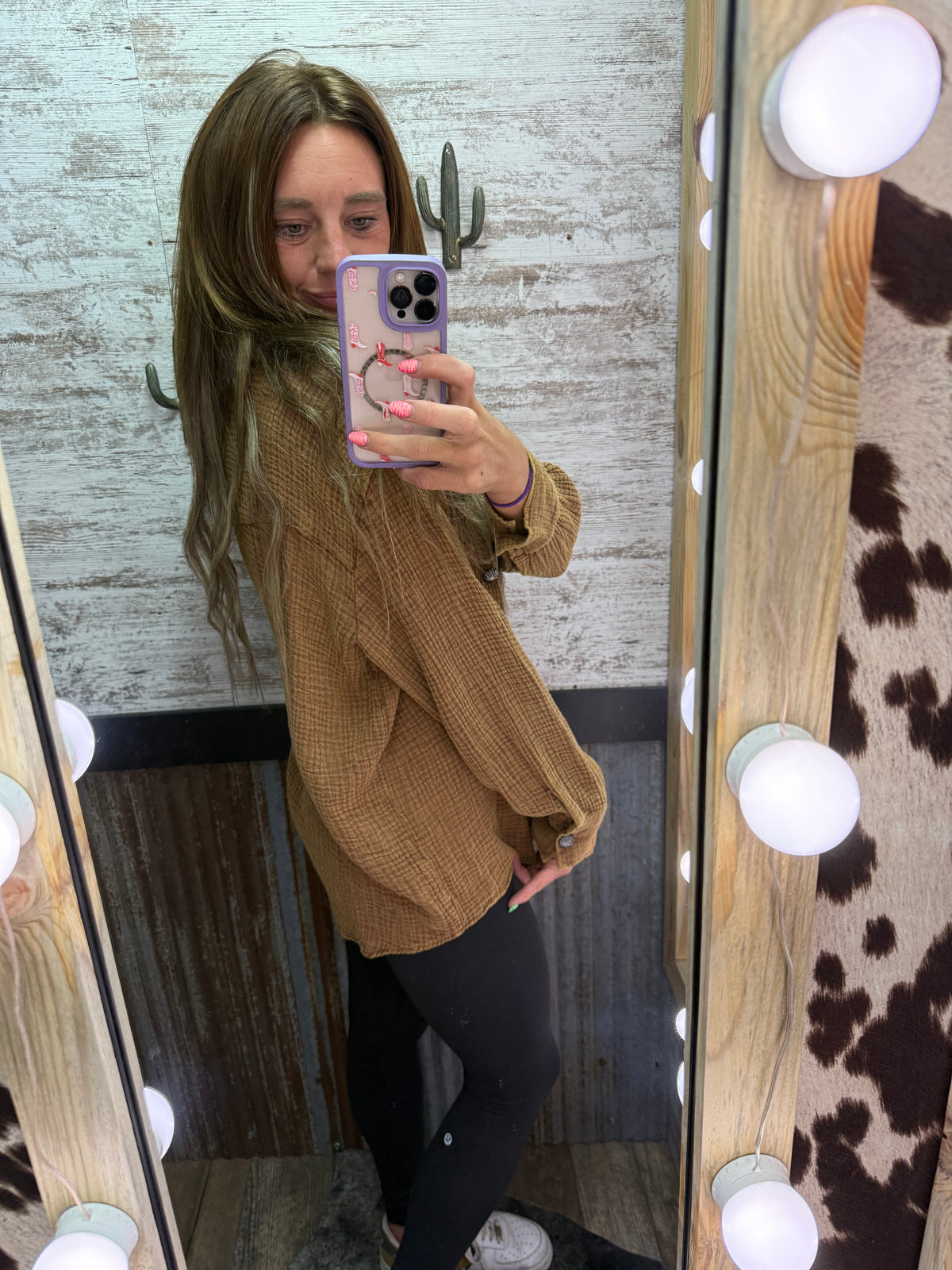 ACRES BUTTON UP *SADDLE