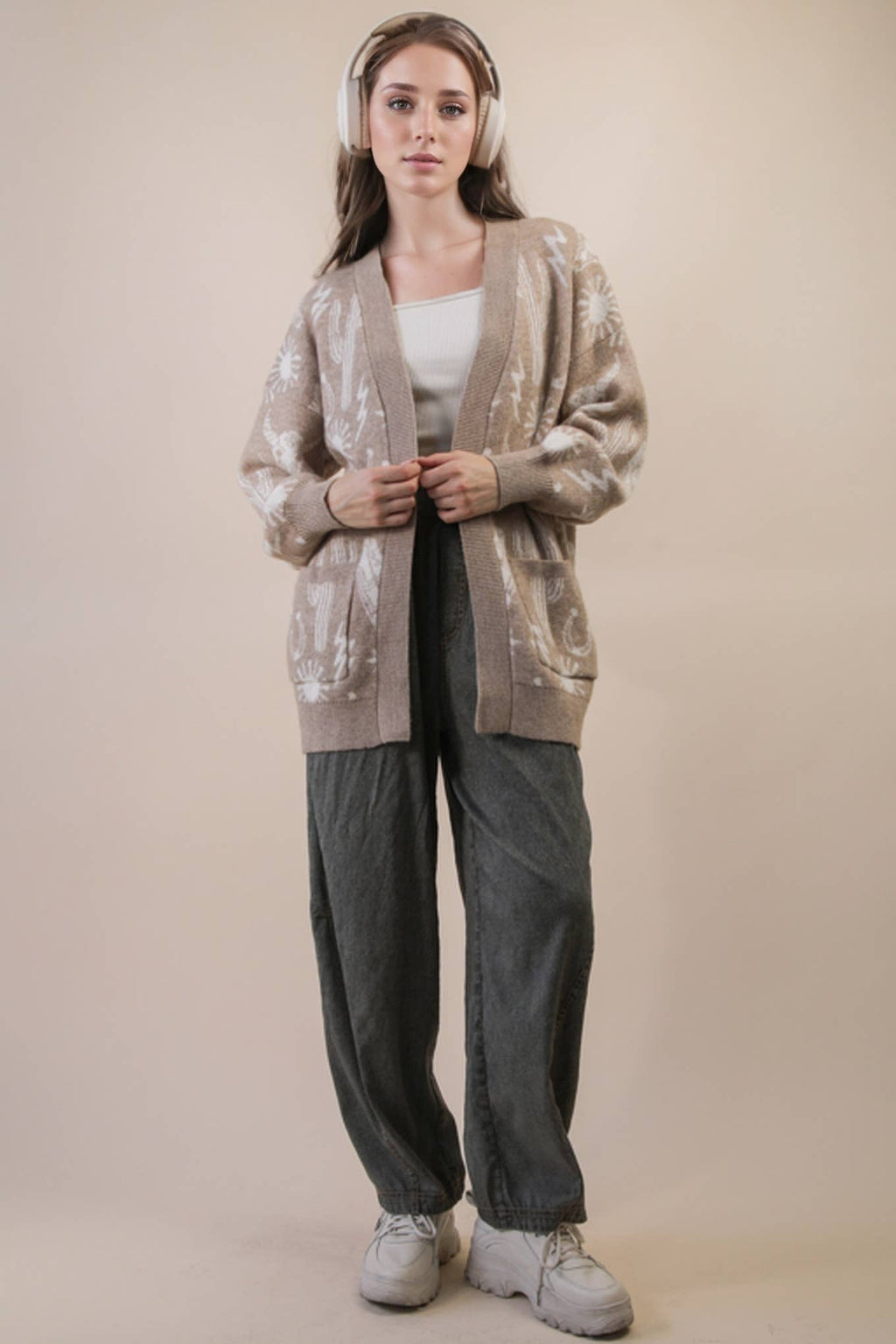 12W3393N-Oversized Western Graphic Knit Sweater Cardigan: CHOCOLATE / S-M-L/2-2-2