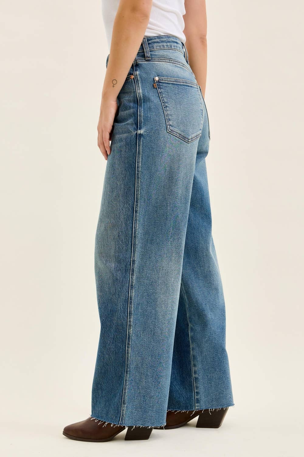 Wilhelmina Baggy