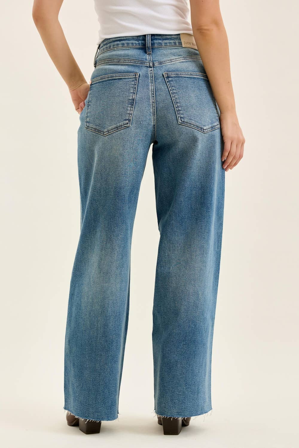 Wilhelmina Baggy