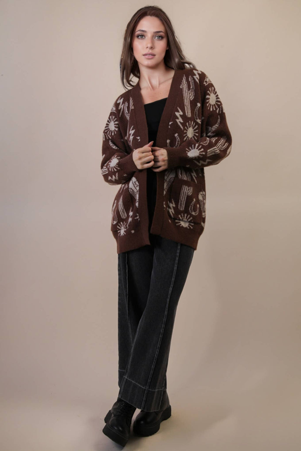 12W3393N-Oversized Western Graphic Knit Sweater Cardigan: CHOCOLATE / S-M-L/2-2-2