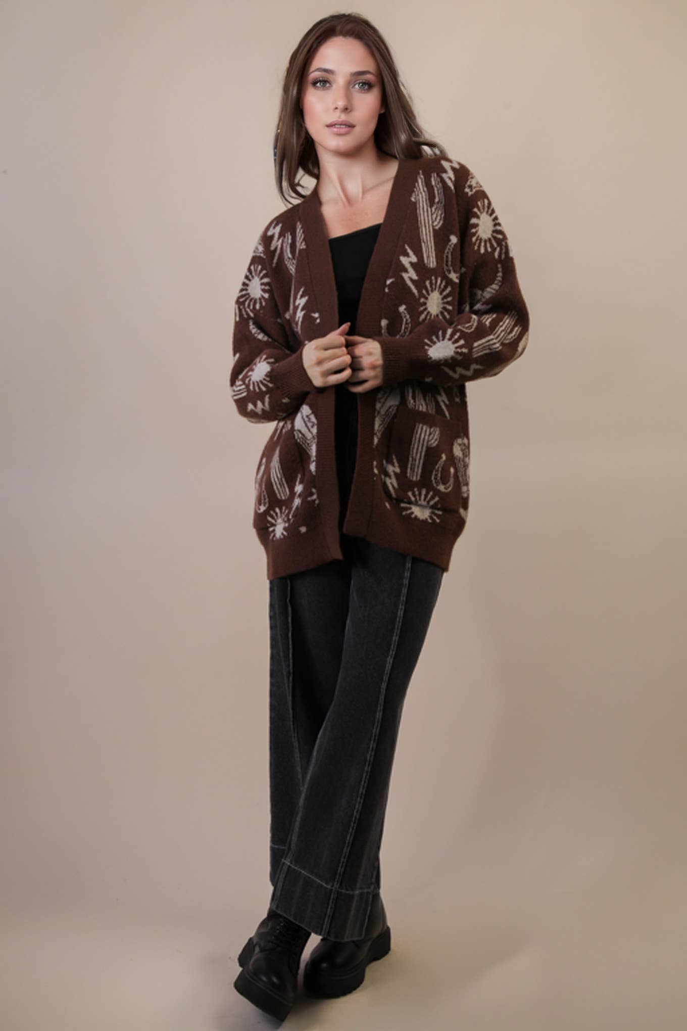 12W3393N-Oversized Western Graphic Knit Sweater Cardigan: CHOCOLATE / S-M-L/2-2-2