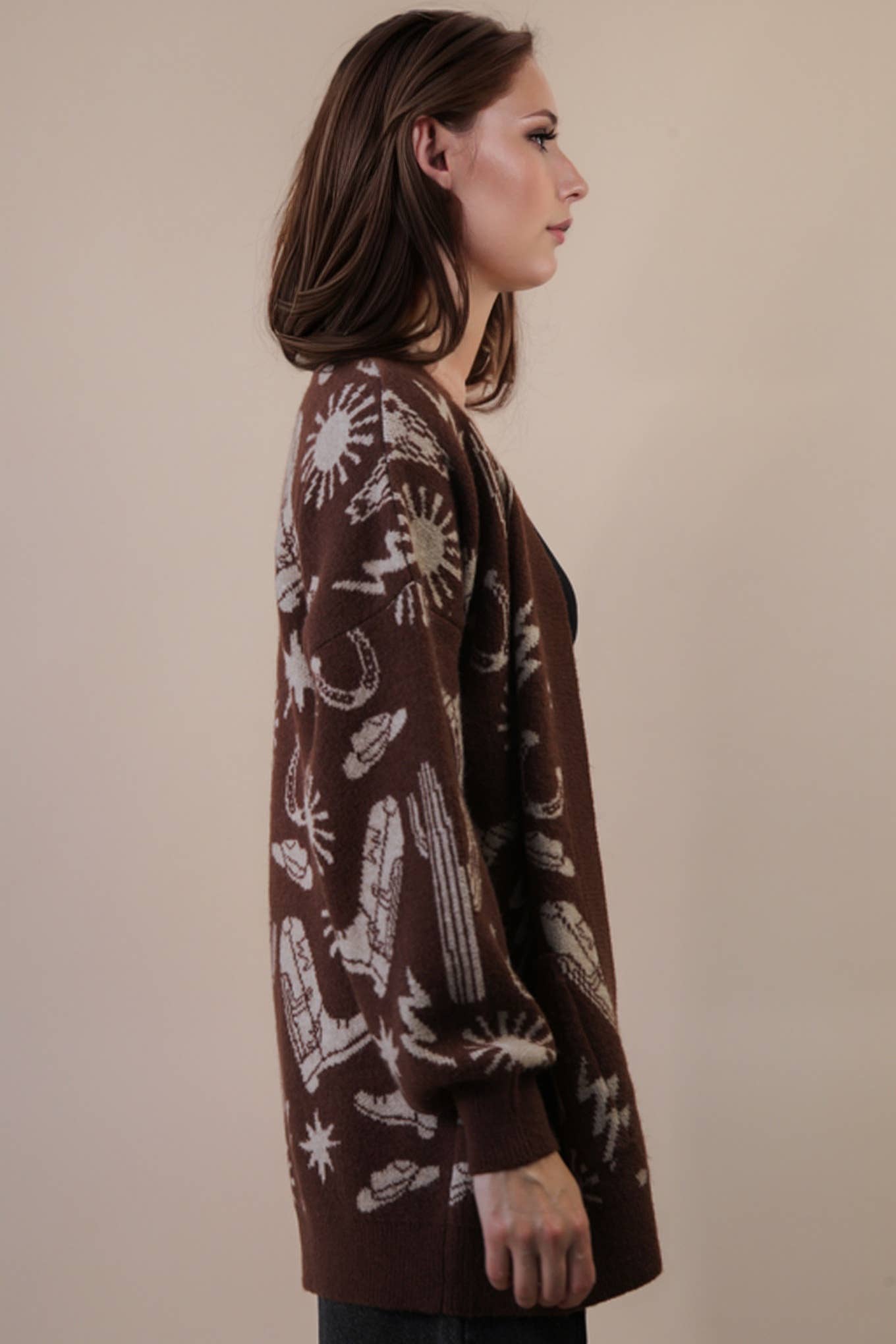12W3393N-Oversized Western Graphic Knit Sweater Cardigan: CHOCOLATE / S-M-L/2-2-2